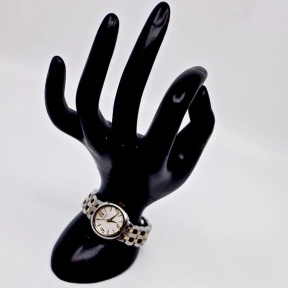 BULOVA~45L000~LADIES' STAINLESS STEEL & GOLD TWO TONE CLASSIC WATCH - Picture 6 of 6